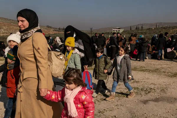 Syrians crossing Turkey border due to earthquake