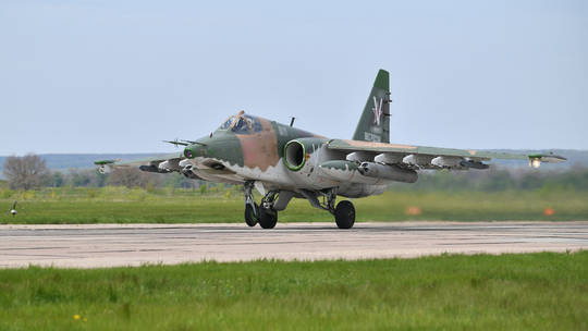 Russian warplane crashes near Ukrainian border