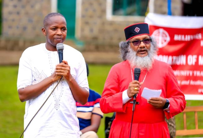 Musanze: Believers Eastern Church donates over 1800 Mutuelle de Santé