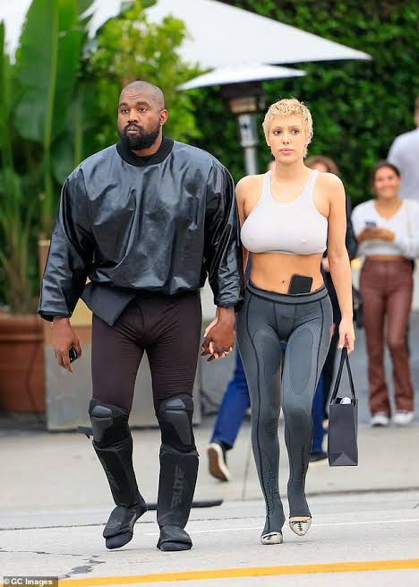 Kanye West grants Bianca Censori special power of attorney

 