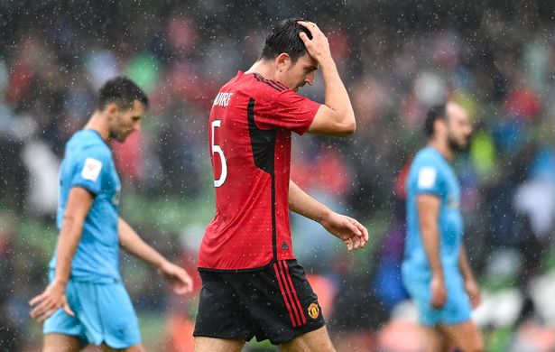 Harry Maguire woes continue as Man Utd earn late draw in pre-season finale